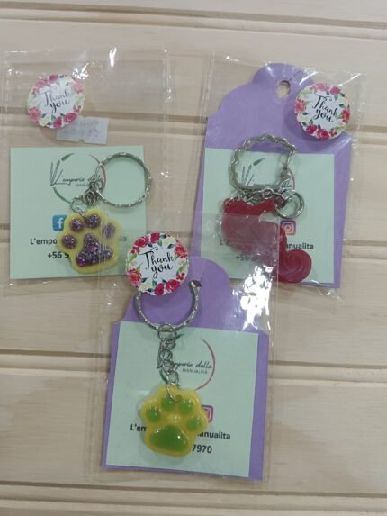 llavero Regina epóxica pata perro, caballito